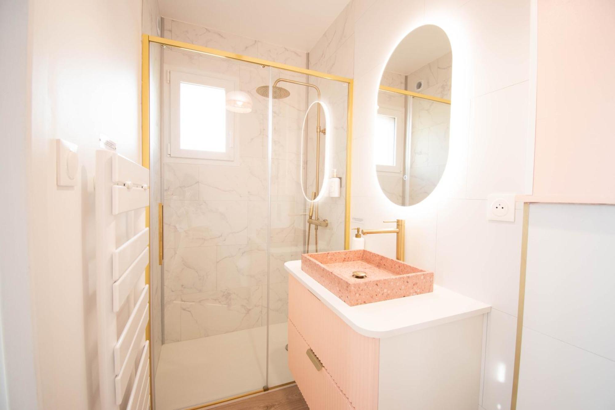 Studio Les 2 Fees - Jacuzzi - Deco Feerique Montfort-sur-Meu Εξωτερικό φωτογραφία